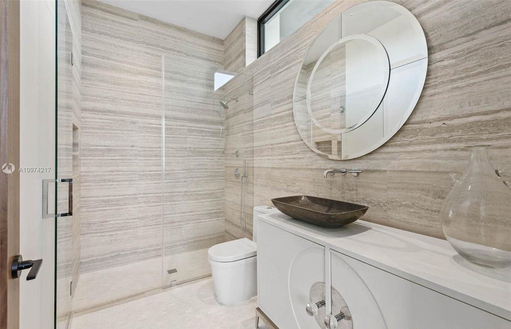 Newly Built Tropical Modern House in Miami Beach Asking for 4995000 2