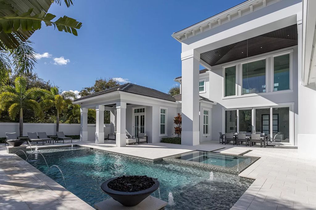 The West Palm Beach House is a luxurious dream home to experience true luxury lifestyle with impressive finishes now available for sale. This home located at 14100 N Miller Dr, West Palm Beach, Florida; offering 5 bedrooms and 8 bathrooms with over 5,100 square feet of living spaces.