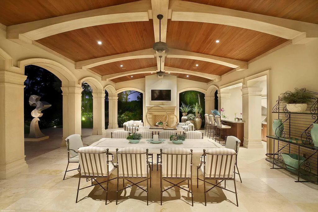 The Custom Home in Florida is a luxurious estate situated on the finest lot in prestigious Old Palm now available for sale. This home located at 11748 Bella Donna Ct, Palm Beach Gardens, Florida; offering 6 bedrooms and 9 bathrooms with over 10,000 square feet of living spaces.