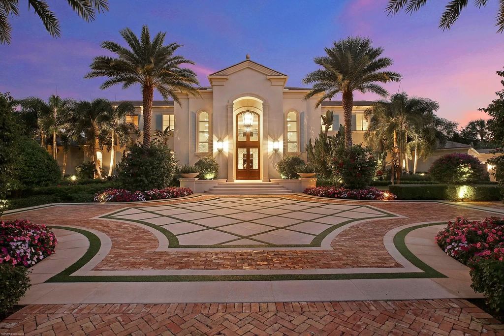 The Custom Home in Florida is a luxurious estate situated on the finest lot in prestigious Old Palm now available for sale. This home located at 11748 Bella Donna Ct, Palm Beach Gardens, Florida; offering 6 bedrooms and 9 bathrooms with over 10,000 square feet of living spaces.