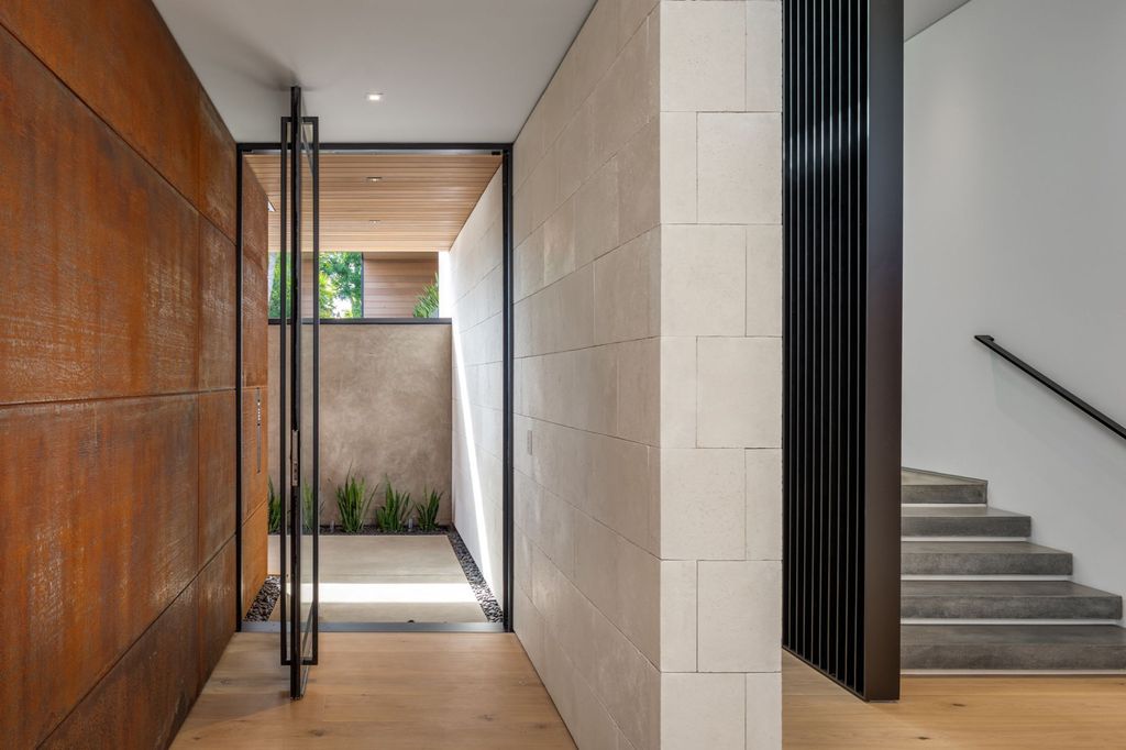 The Home in Corona Del Mar is a sumptuous estate in stylish retreat with the surrounding contemporary landscape now available for sale. This home located at 1806 Marapata Dr, Corona Del Mar, California; offering 4 bedrooms and 4 bathrooms with over 5,000 square feet of living spaces.