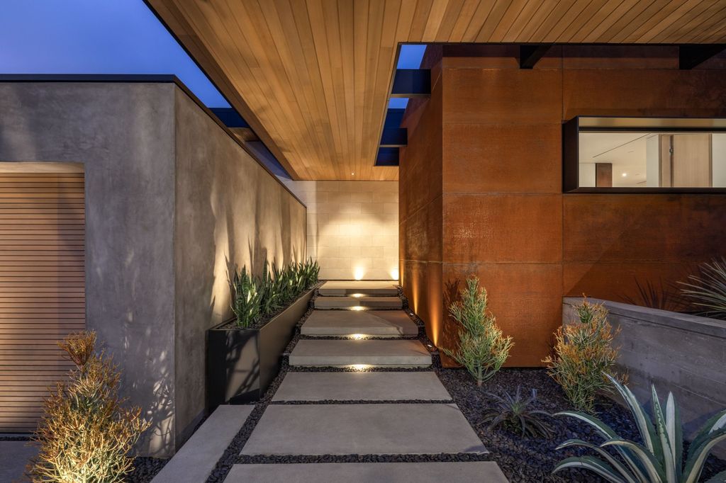 The Home in Corona Del Mar is a sumptuous estate in stylish retreat with the surrounding contemporary landscape now available for sale. This home located at 1806 Marapata Dr, Corona Del Mar, California; offering 4 bedrooms and 4 bathrooms with over 5,000 square feet of living spaces.