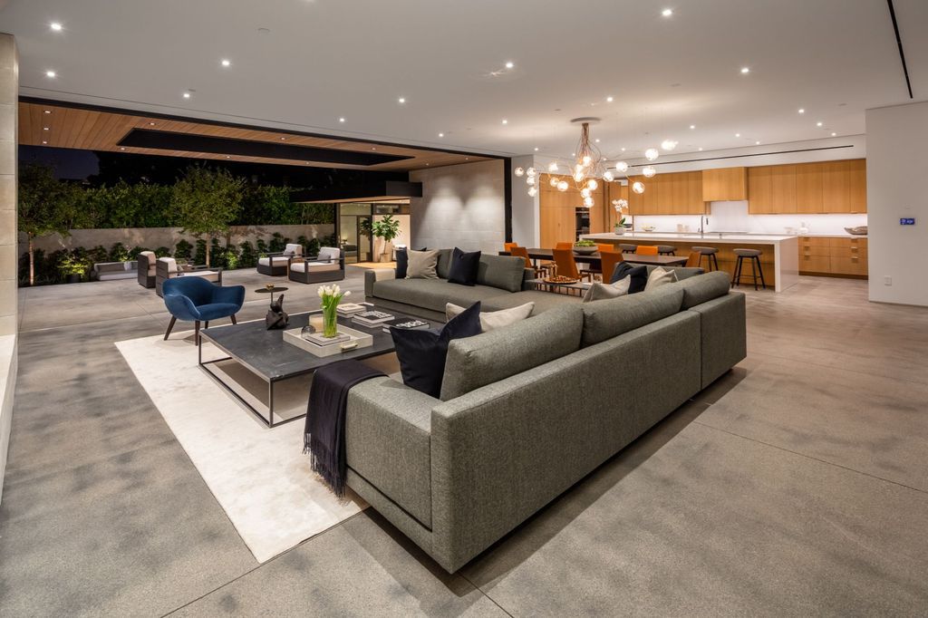 The Home in Corona Del Mar is a sumptuous estate in stylish retreat with the surrounding contemporary landscape now available for sale. This home located at 1806 Marapata Dr, Corona Del Mar, California; offering 4 bedrooms and 4 bathrooms with over 5,000 square feet of living spaces.