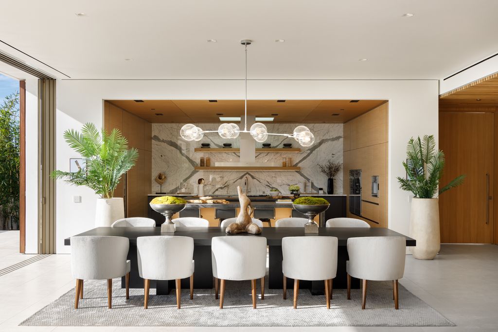 The Hollywood Hills Mansion is an amenity-rich entertainer’s paradise within walking distance to the iconic Sunset Strip now available for sale. This home located at 1422 Devlin Dr, Los Angeles, California; offering 6 bedrooms and 10 bathrooms with over 10,000 square feet of living spaces.