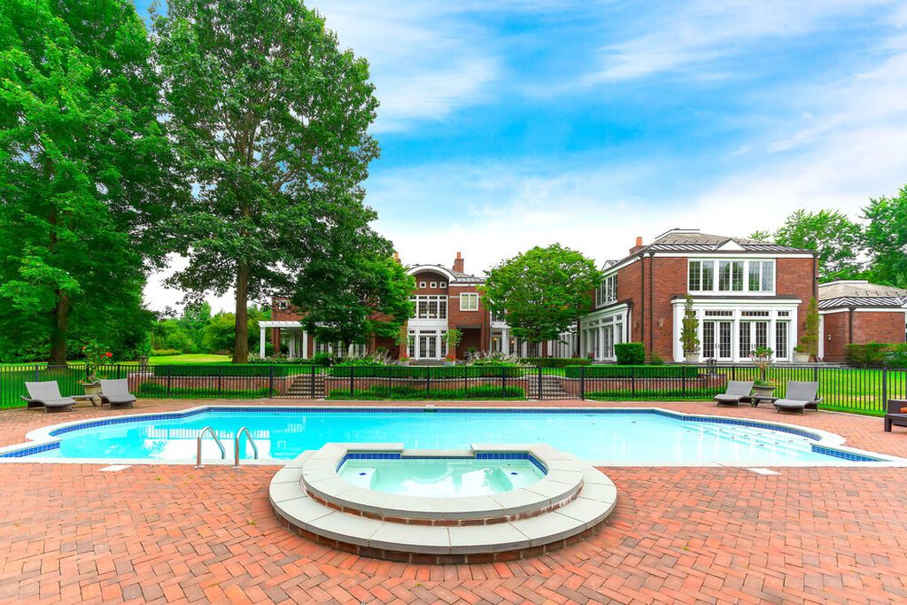 The New York Home is a perfectly manicured property located on one of the most prestigious streets on the Gold Coast of Long Island now available for sale. This home located at 110 Dupont Ests, Greenvale, New York; offering 7 bedrooms and 12 bathrooms with over 10,000 square feet of living spaces. 