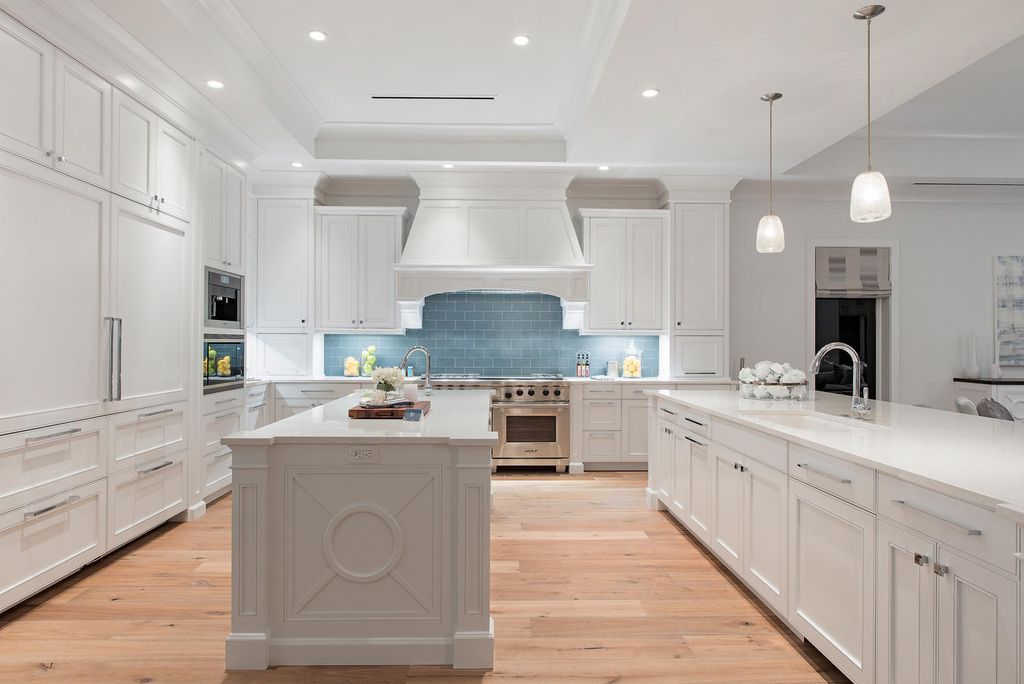The Naples Home is a classical, lightly lived-in estate with extensive outdoor patios and landscaping finish off the tropical exterior now available for sale. This home located at 1200 Galleon Dr, Naples, Florida; offering 6 bedrooms and 12 bathrooms with over 7,700 square feet of living spaces
