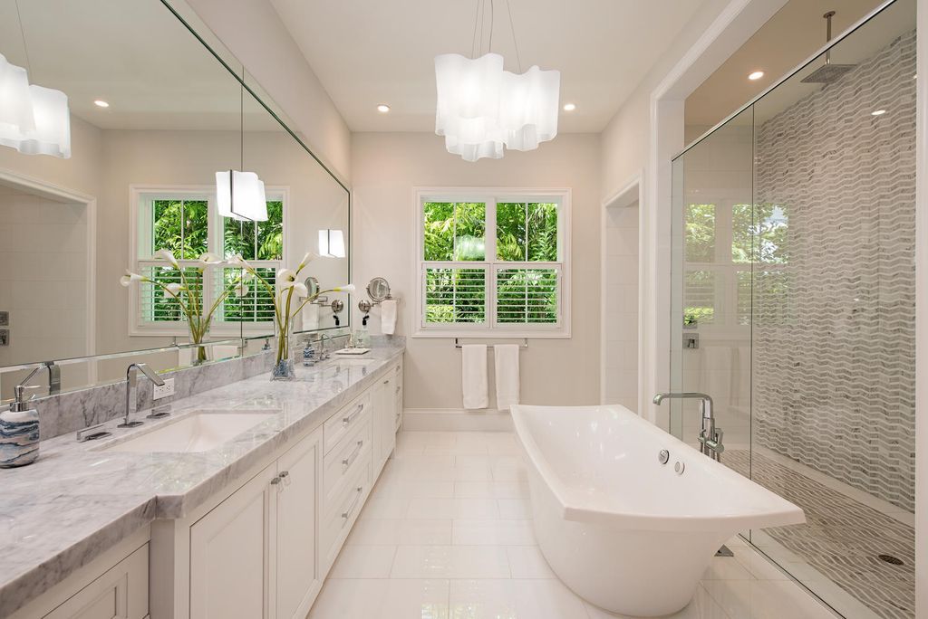 Classic Floridian style home situated at the heart of Old Naples Florida 19