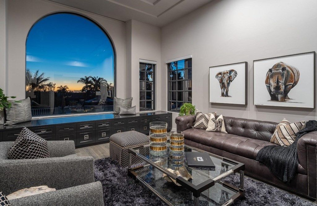 Enjoy the Luxury Life in Rancho Santa Fe Mediterranean Home Listing for 7895000 5