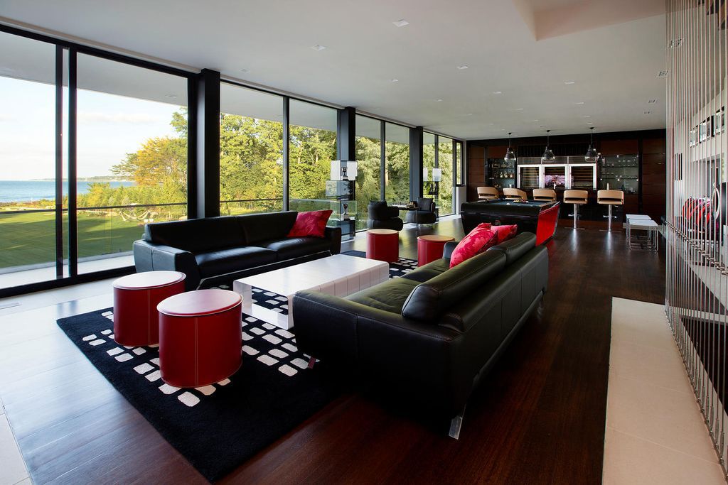 Environmental Friendly Energy Home in Sands Point New York 16