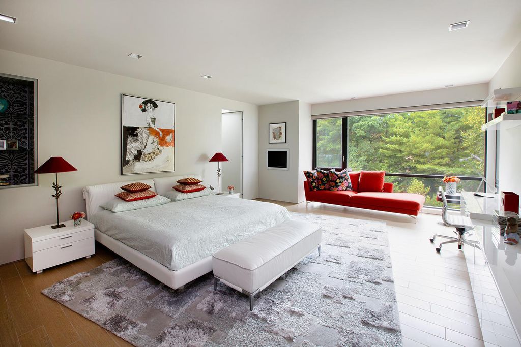 Environmental Friendly Energy Home in Sands Point, New York