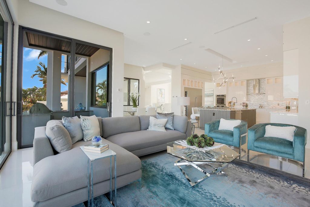 The Florida Waterfront Home is an exceptional estate with immaculate contemporary finishes designed by Zahn Builders now available for sale. This home located at 2431 NE 32nd Ct, Lighthouse Point, Florida; offering 5 bedrooms and 6 bathrooms with over 5,600 square feet of living spaces.