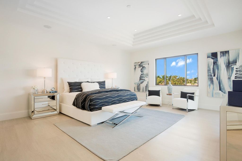 The Florida Waterfront Home is an exceptional estate with immaculate contemporary finishes designed by Zahn Builders now available for sale. This home located at 2431 NE 32nd Ct, Lighthouse Point, Florida; offering 5 bedrooms and 6 bathrooms with over 5,600 square feet of living spaces.
