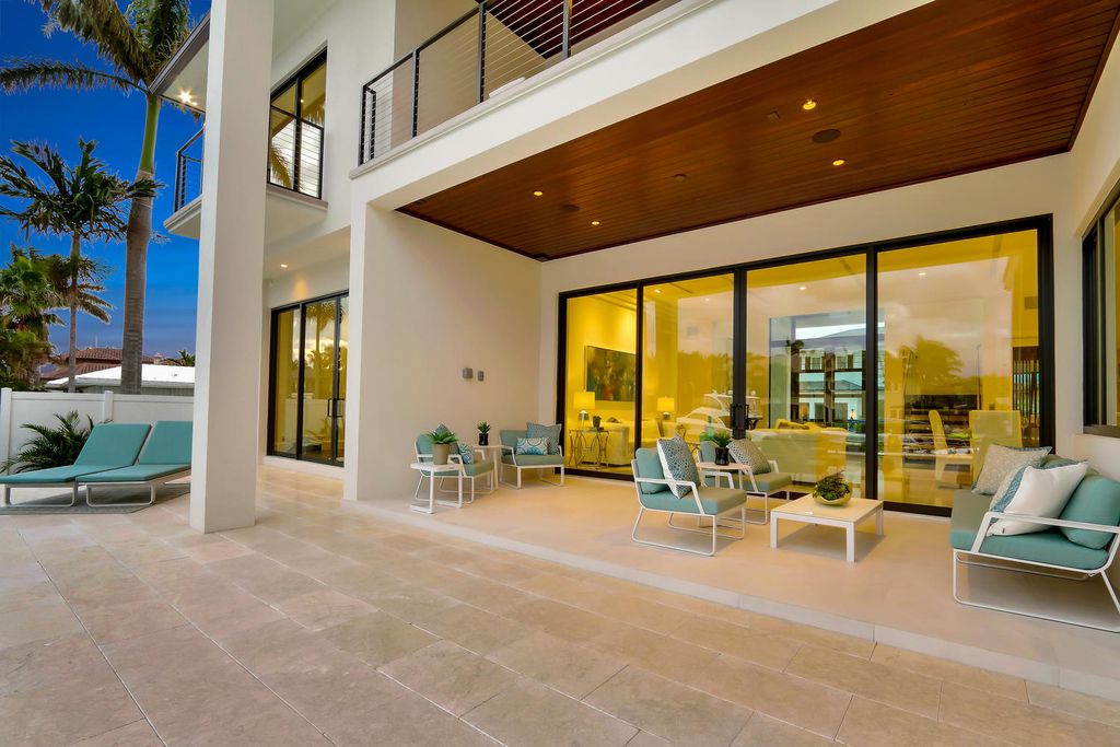 The Florida Waterfront Home is an exceptional estate with immaculate contemporary finishes designed by Zahn Builders now available for sale. This home located at 2431 NE 32nd Ct, Lighthouse Point, Florida; offering 5 bedrooms and 6 bathrooms with over 5,600 square feet of living spaces.
