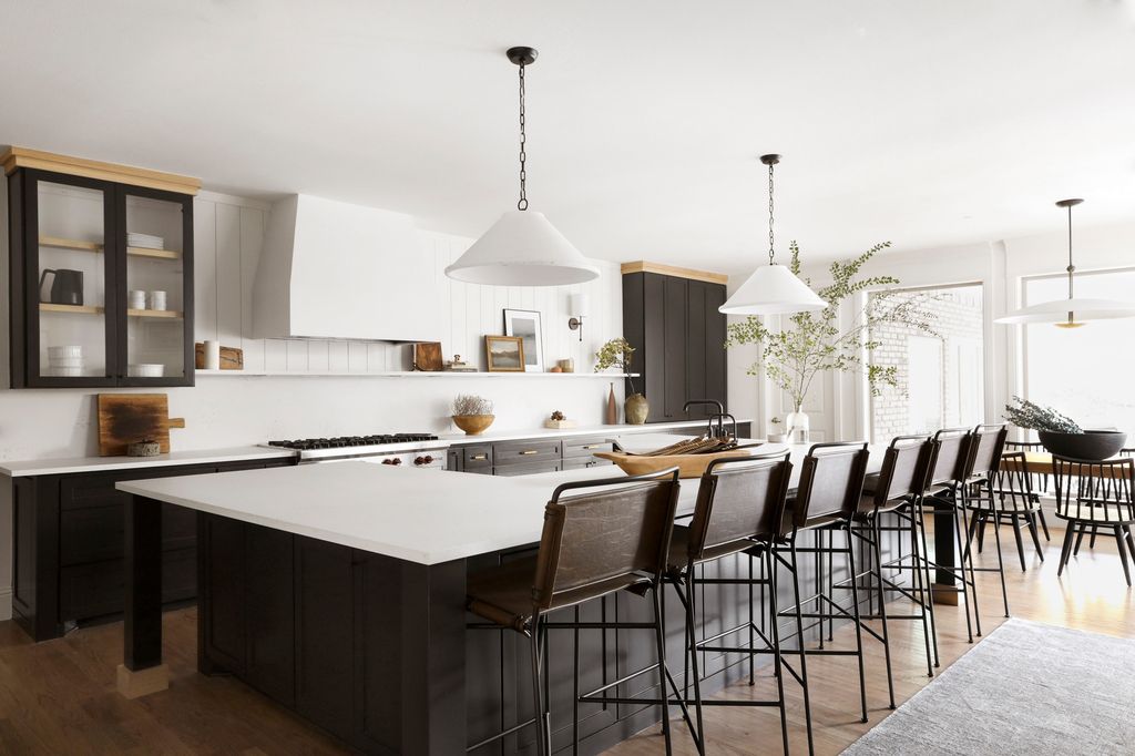 Modern interiors of Bent Tree Residence by Urbanology Designs