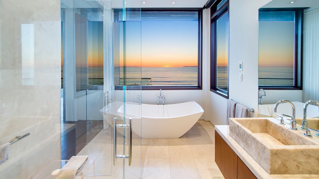 Newly Built Modern House in Dana Point with over stunning views