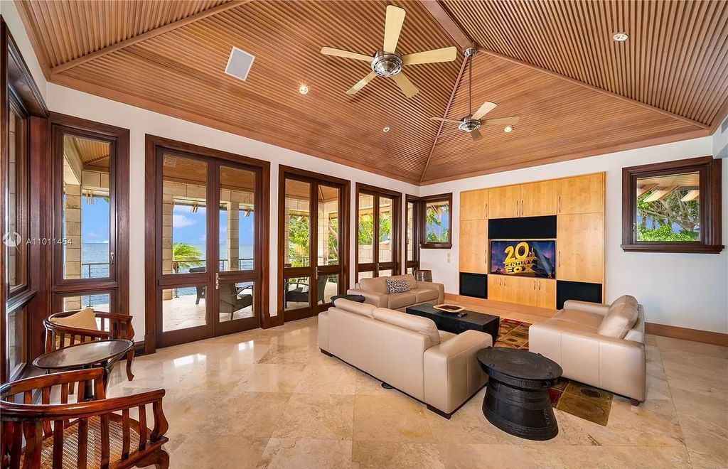 The Miami Waterfront Home is an outstanding residence offers total privacy and stunning water views with oversized pool now available for sale. This home located at 400 S Mashta Dr, Key Biscayne, Florida; offering 6 bedrooms and 7 bathrooms with over 8,200 square feet of living spaces
