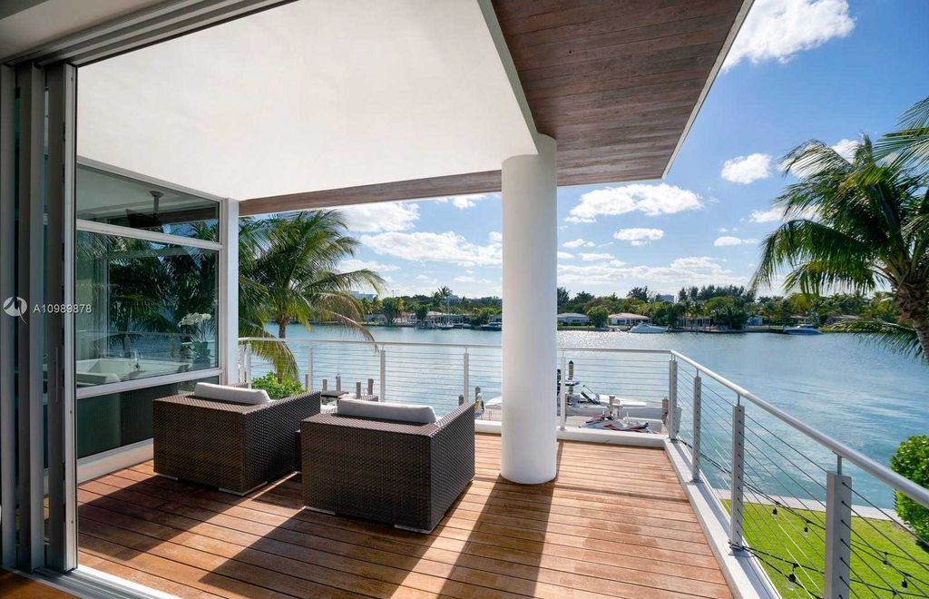 The Miami Beach Villa is a luxurious home perfect for entertaining with large manicured garden and full outdoor kitchen now available for sale. This home located at 1220 S Biscayne Point Rd, Miami Beach, Florida; offering 6 bedrooms and 6 bathrooms with over 5,400 square feet of living spaces.