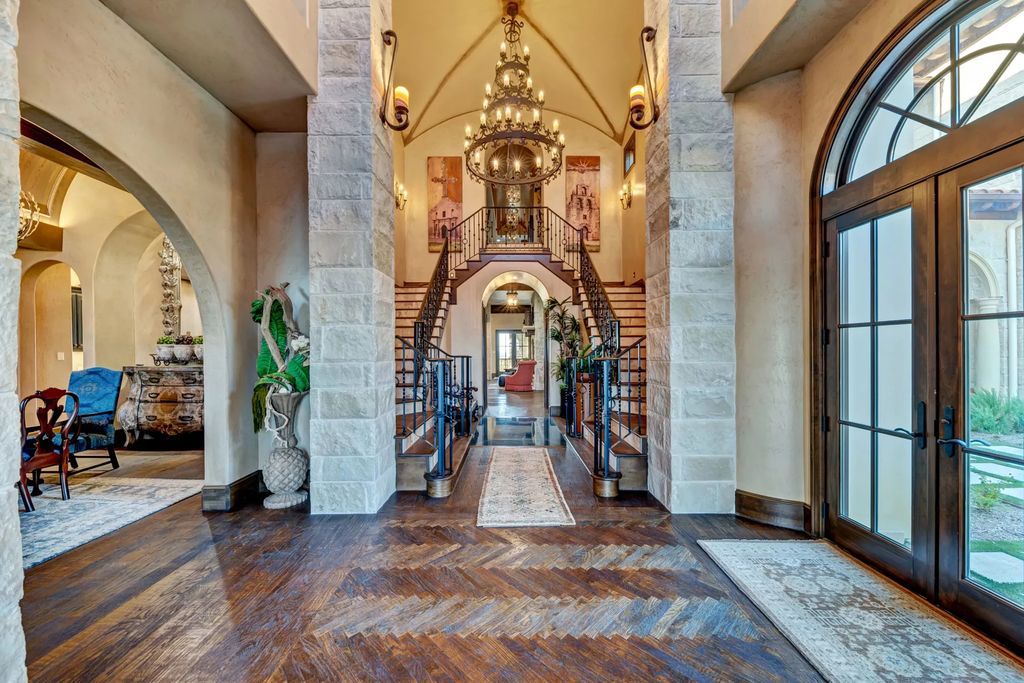 Typical Texas countryside home blended Mediterranean and Traditional