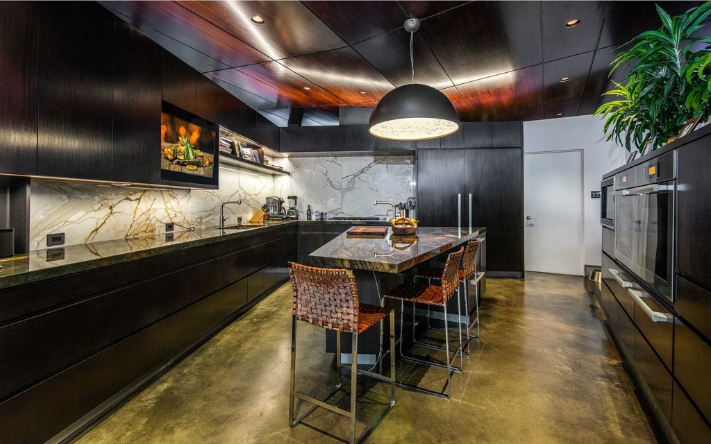 The Architectural Home in Brentwood is an ultra modern design to create comfortable and modern living spaces now available for sale. This home located at 314 N Barrington Ave, Los Angeles, California; offering 5 bedrooms and 9 bathrooms with over 8,000 square feet of living spaces.