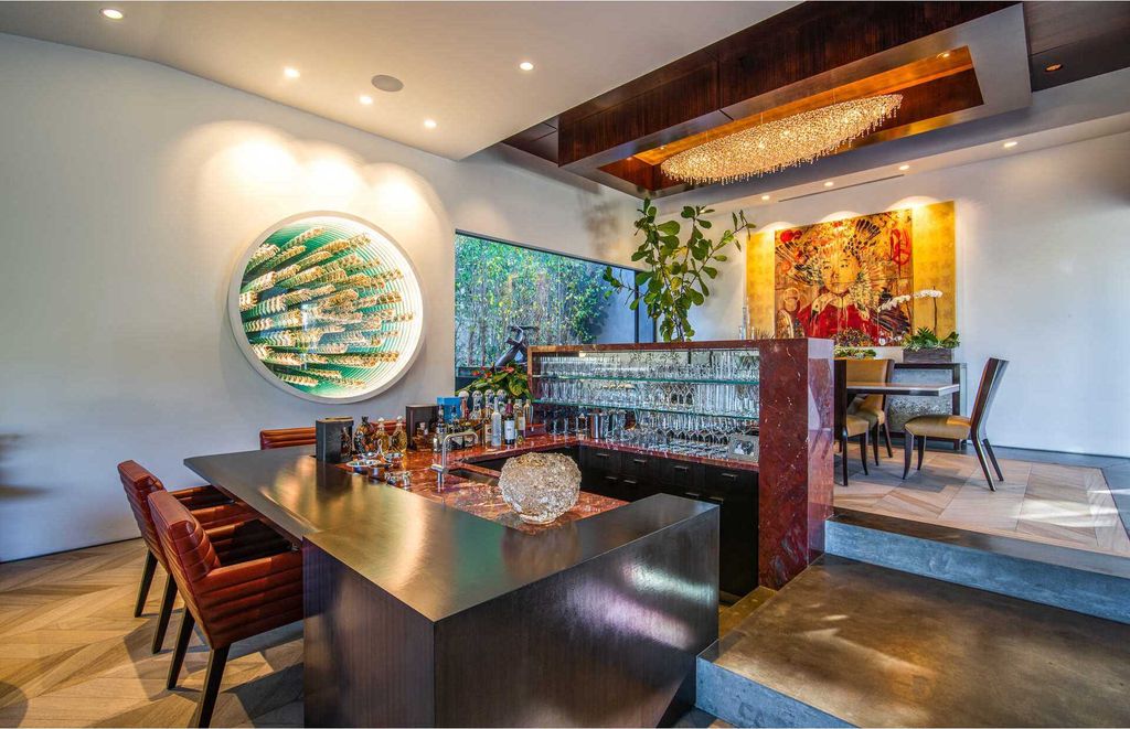 The Architectural Home in Brentwood is an ultra modern design to create comfortable and modern living spaces now available for sale. This home located at 314 N Barrington Ave, Los Angeles, California; offering 5 bedrooms and 9 bathrooms with over 8,000 square feet of living spaces.