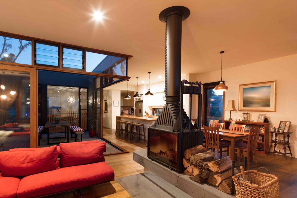 Beautiful Mornington Beach Houses in Melbourne by Habitech Systems