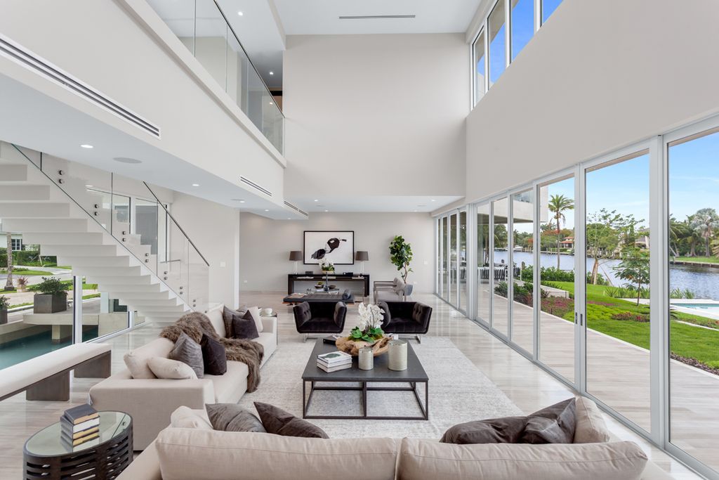 Coral Gables Iconic House with waterfrontage and direct ocean access
