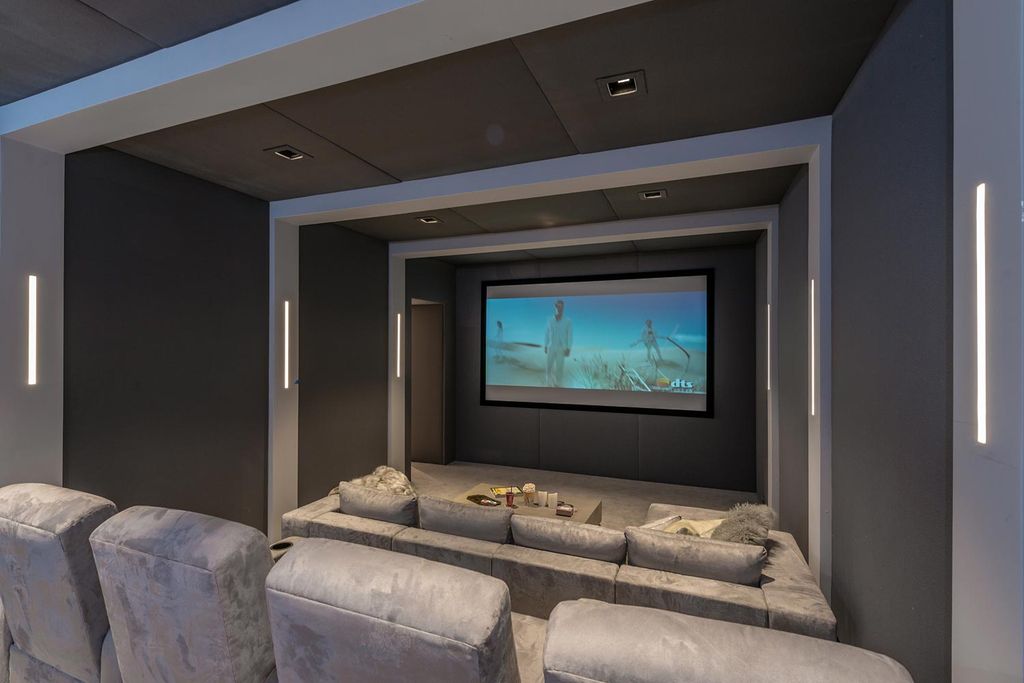 This Exclusive Unparalleled Mansion in Las Vegas Designed by Jason Thomas Architect of Southampton and executed by Sagaponack Builders. This villa has it all: value, location, super generous plot, picturesque setting, top-quality construction, cutting-edge equipment, functionality and elegance of interiors.