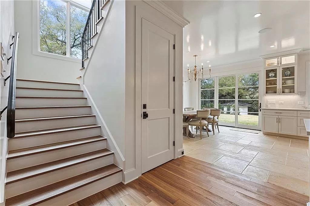 The gorgeous contemporary home in Austin is an elegant home which is privately gated for peace and security now available for sale. This home located at 3604 Westlake Dr, Austin, Texas; offering 5 bedrooms and 5 bathrooms with over 5,600 square feet of living spaces.