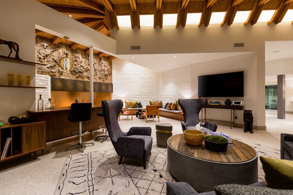 Gorgeous mid century modern home in the west of Los Angeles, California