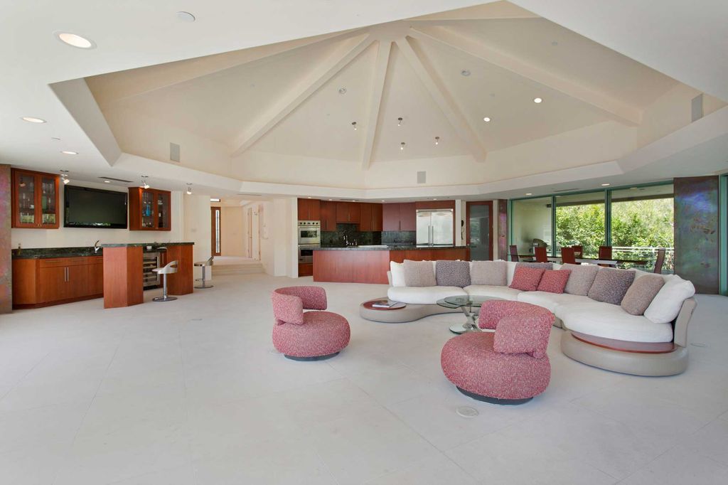 Impressive Mountain View Home in California built by Michael Barsocchini