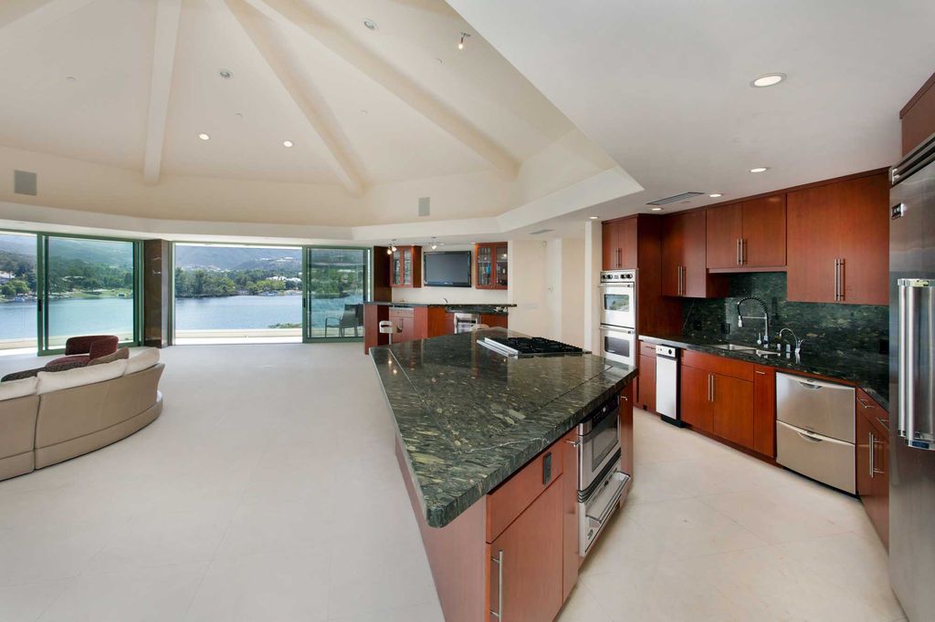Impressive Mountain View Home in California built by Michael Barsocchini