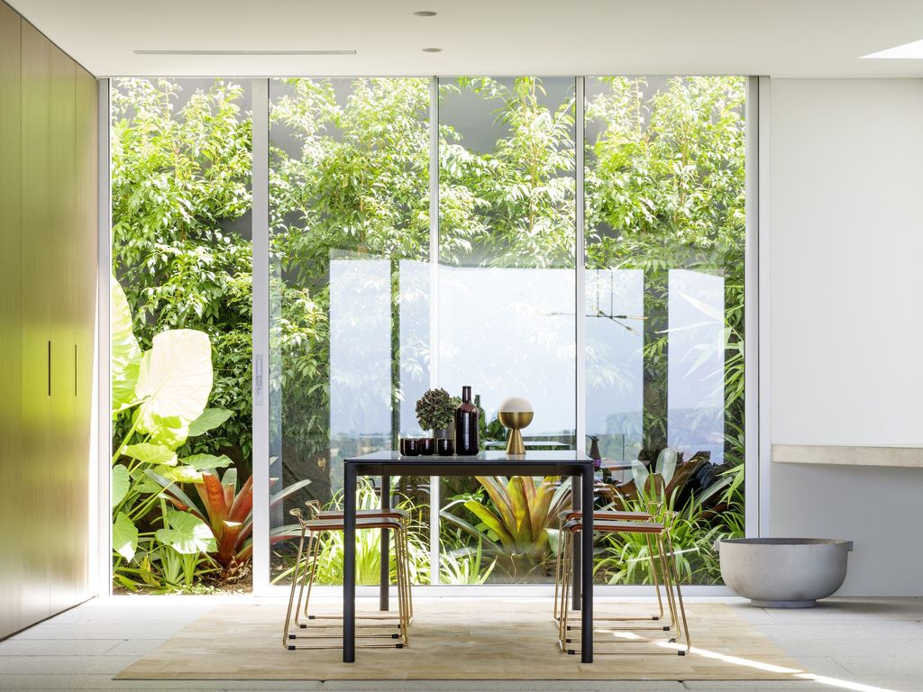 Luxurious Design and Full view of Sydney Harbor with Mosman by SAOTA 12