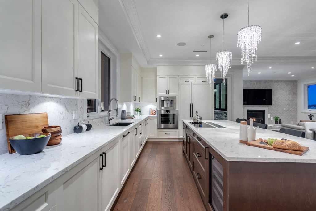 This Luxury Dream Home in West Vancouver was executed by Marble Construction, winner of best single family Home in Canada. This Dream Home nestled on a fabulous prime place lot with views of the Lions Gate Bridge and Ocean.