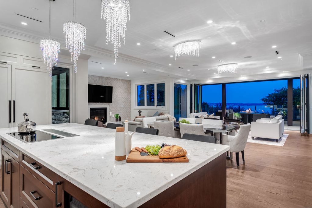 This Luxury Dream Home in West Vancouver was executed by Marble Construction, winner of best single family Home in Canada. This Dream Home nestled on a fabulous prime place lot with views of the Lions Gate Bridge and Ocean.