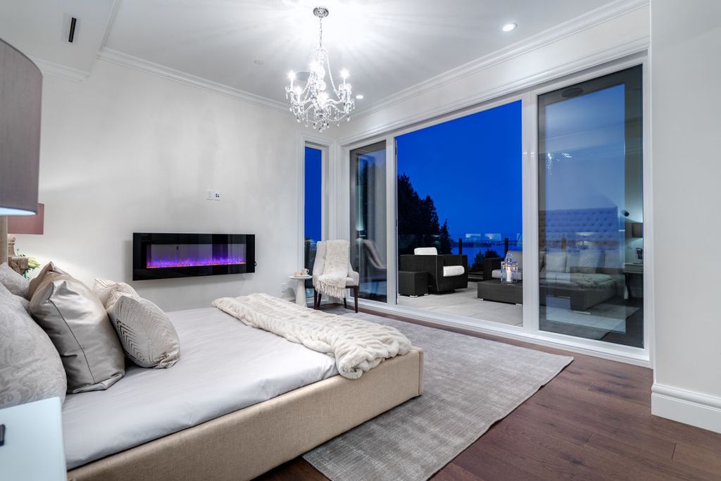 This Luxury Dream Home in West Vancouver was executed by Marble Construction, winner of best single family Home in Canada. This Dream Home nestled on a fabulous prime place lot with views of the Lions Gate Bridge and Ocean.