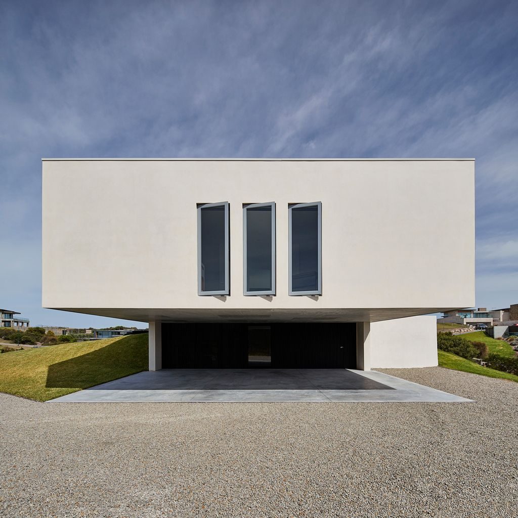 Meticulous and Considerate Design of WildCoast by FGR Architects 12