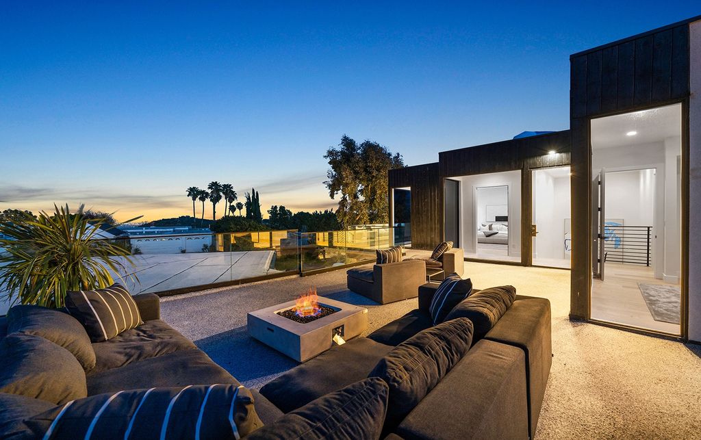 The New Construction Home in Brentwood has been masterfully designed to create intimate environments and spaces now available for sale. This home located at 3023 Elvill Dr, Los Angeles, California; offering 7 bedrooms and 7 bathrooms with over 5,000square feet of living spaces.