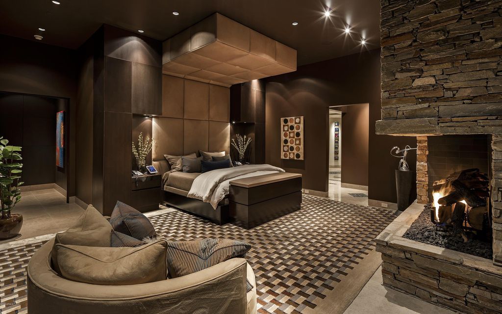 This Stunning Desert Mountain Home in Arizona is world-class art piece created by a perfect combination between prestigious Platinum Homes and talent architect Bing Hu