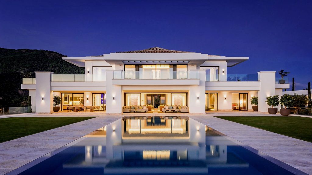 Stunning Luxurious Design of Heaven 11 in La Zagaleta by Ark architects 1