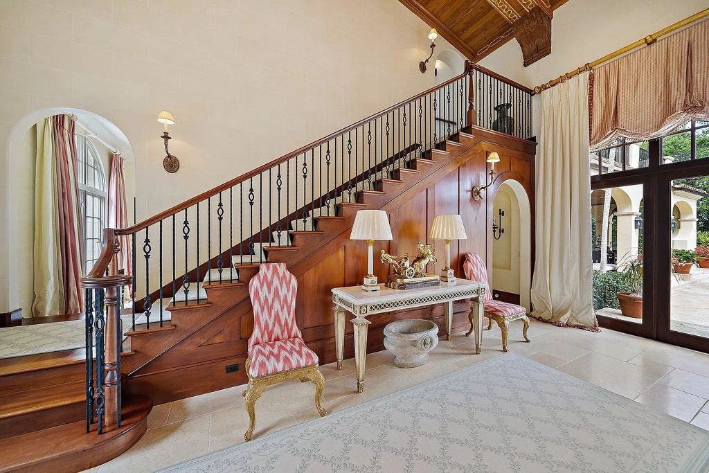 The Florida Home is a luxurious home offers a touch of Palm Beach in the heart of Jupiter now available for sale featuring privacy and security. This home located at 166 Bears Club Dr, Jupiter, Florida; offering 5 bedrooms and 8 bathrooms with over 7,800 square feet of living spaces.