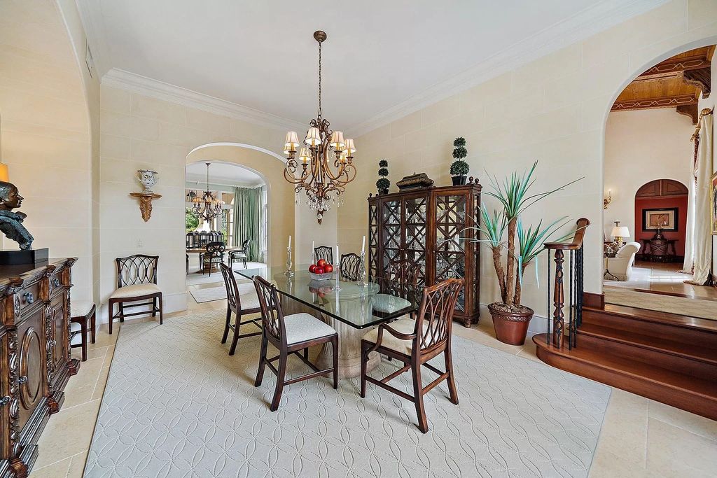 The Florida Home is a luxurious home offers a touch of Palm Beach in the heart of Jupiter now available for sale featuring privacy and security. This home located at 166 Bears Club Dr, Jupiter, Florida; offering 5 bedrooms and 8 bathrooms with over 7,800 square feet of living spaces.