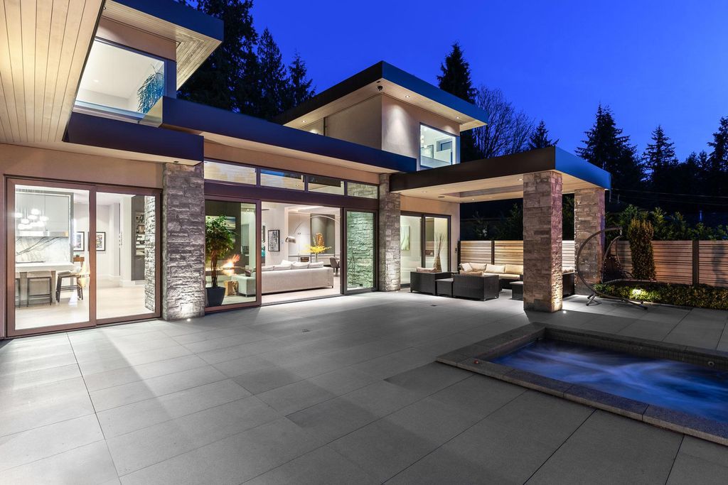 The World Class Sophisticated Home in West Vancouver is a luxurious home now available for sale. This home located at 4325 Keith Rd, West Vancouver, BC V7W 2L9, Canada