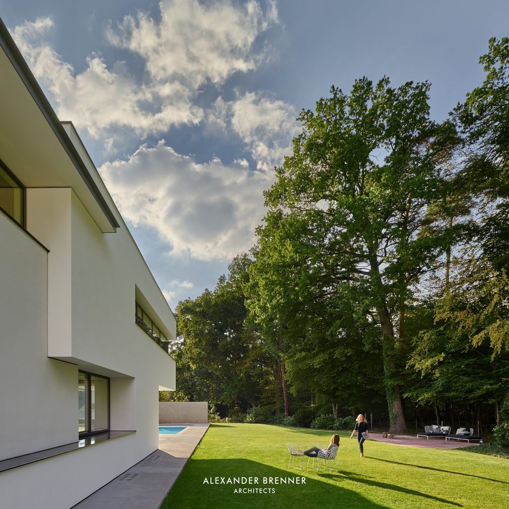 A Prominent Haus am Wald Residence by Alexander Brenner Architects 4