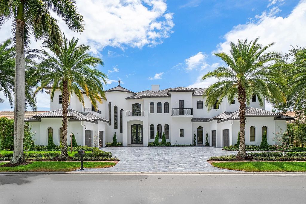 The Transitional Home in Boca Raton is a completely redone estate located in St Andrews one of the most prestigious Country Club now available for sale. This home located at 17530 Foxborough Ln, Boca Raton, Florida