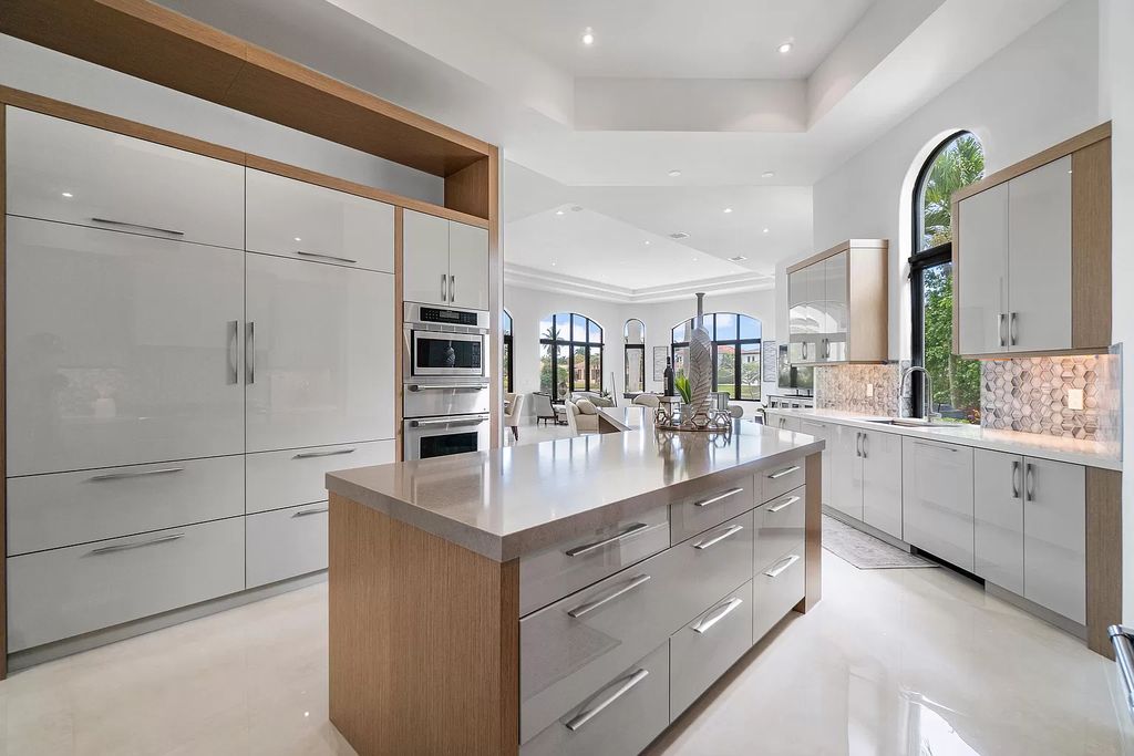 The Transitional Home in Boca Raton is a completely redone estate located in St Andrews one of the most prestigious Country Club now available for sale. This home located at 17530 Foxborough Ln, Boca Raton, Florida
