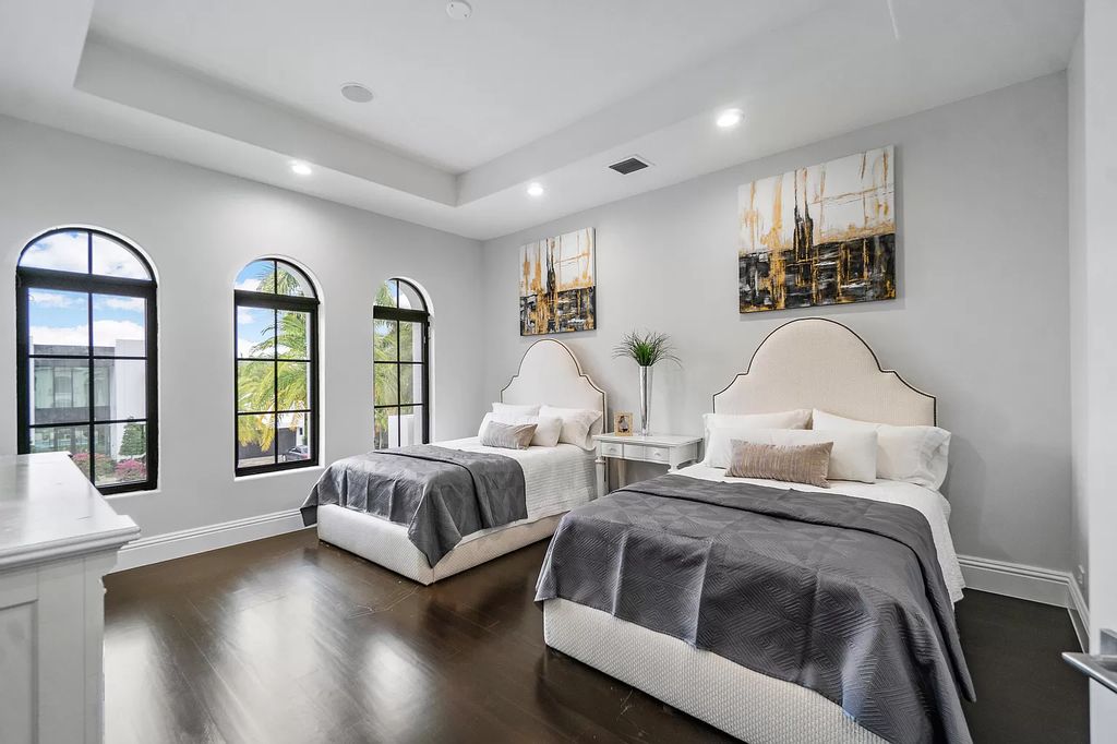 The Transitional Home in Boca Raton is a completely redone estate located in St Andrews one of the most prestigious Country Club now available for sale. This home located at 17530 Foxborough Ln, Boca Raton, Florida