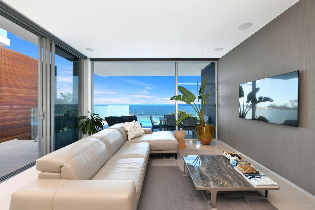  A luxury Lurline Bay home by talented Con Hairis in New South Wales for sale