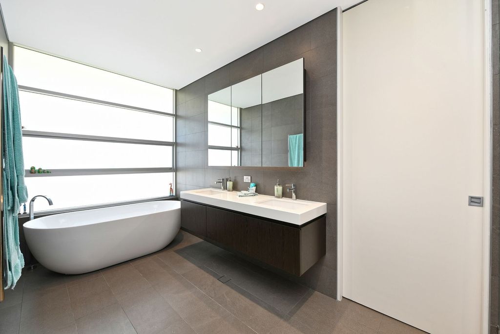  A luxury Lurline Bay home by talented Con Hairis in New South Wales for sale