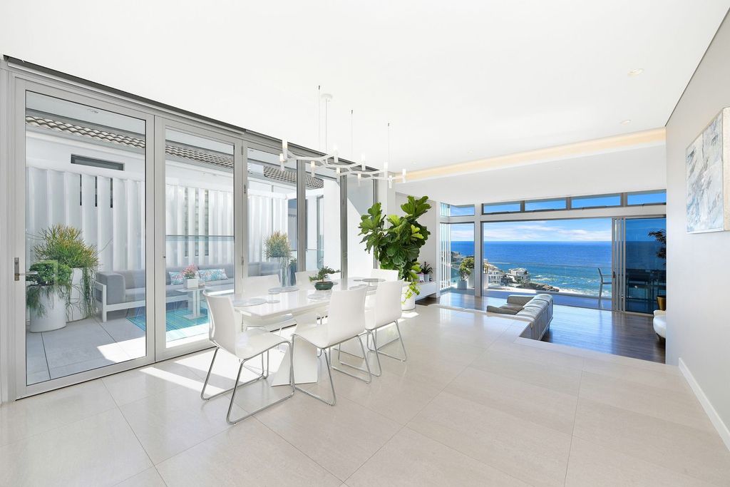  A luxury Lurline Bay home by talented Con Hairis in New South Wales for sale