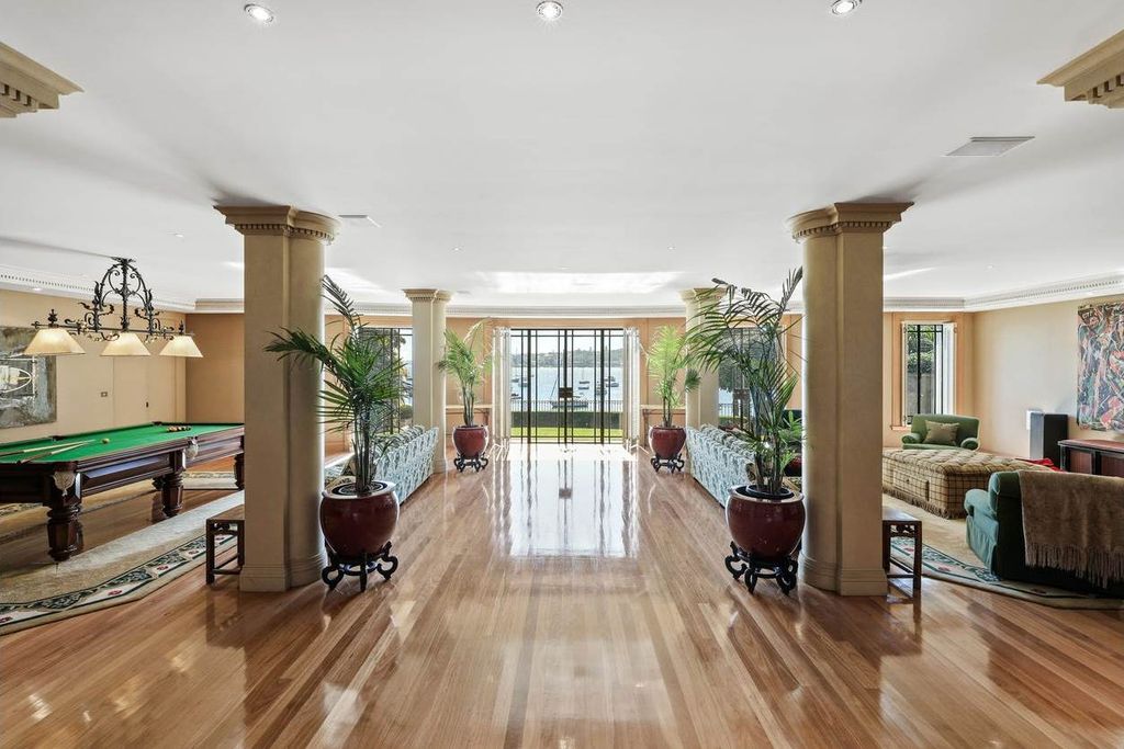 Absolute waterfront estate by Andre Porebski in New South Wales for Sale